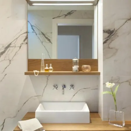 Manzoni 44 Suite Milan Exterior photo