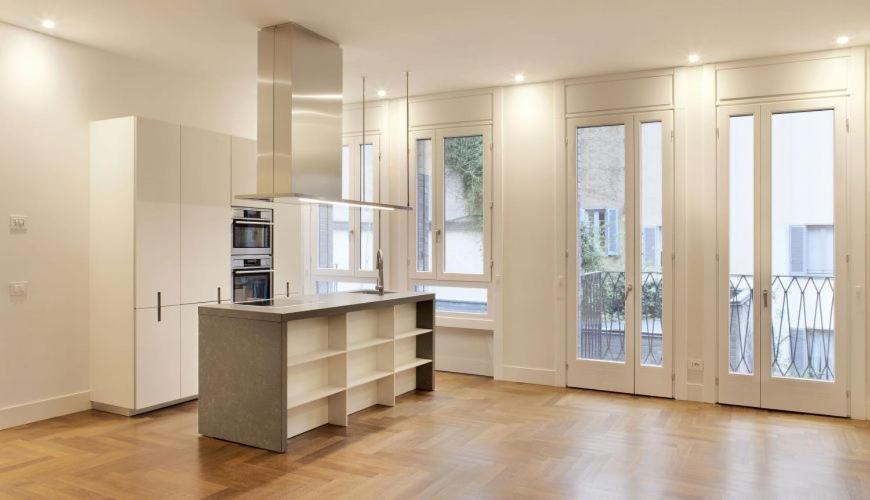Manzoni 44 Appartement *